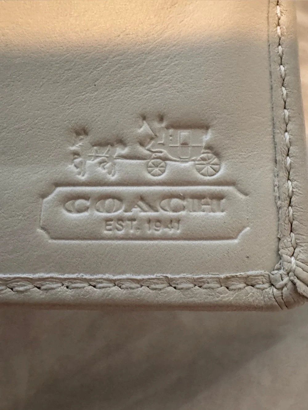Coach classic signature